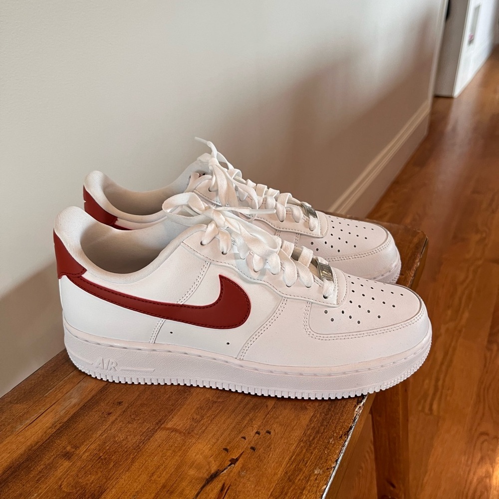Nike Air Force 1  -  Red and white. NWOT - Picture 3 of 7